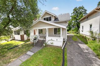 43 Dwight Ave Avenue, Pontiac, MI 48341