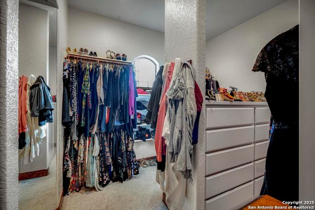 7 E Park Mountain, San Antonio, TX 78255