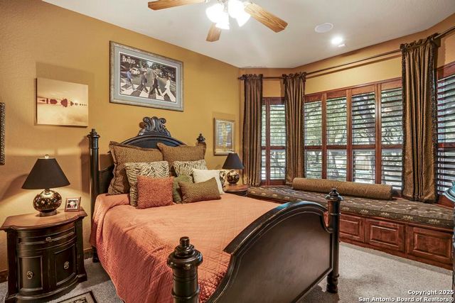 7 E Park Mountain, San Antonio, TX 78255