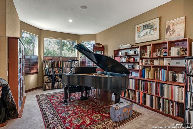 7 E Park Mountain, San Antonio, TX 78255