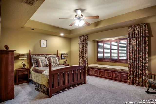 7 E Park Mountain, San Antonio, TX 78255