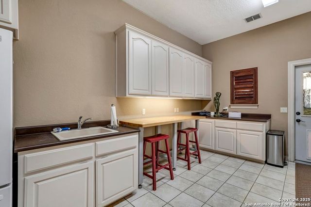 7 E Park Mountain, San Antonio, TX 78255