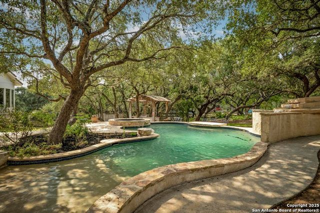 7 E Park Mountain, San Antonio, TX 78255