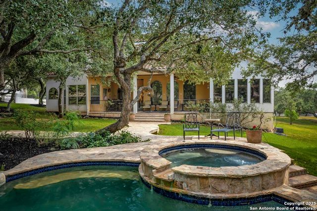 7 E Park Mountain, San Antonio, TX 78255