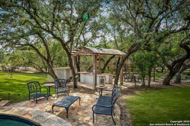 7 E Park Mountain, San Antonio, TX 78255