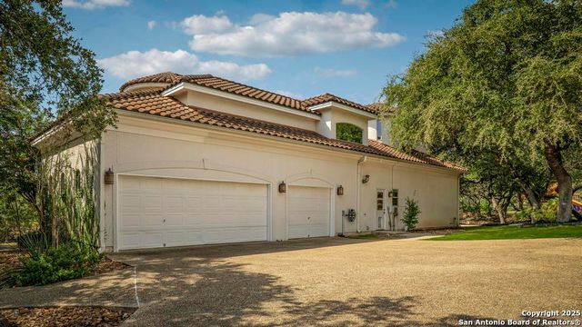 7 E Park Mountain, San Antonio, TX 78255