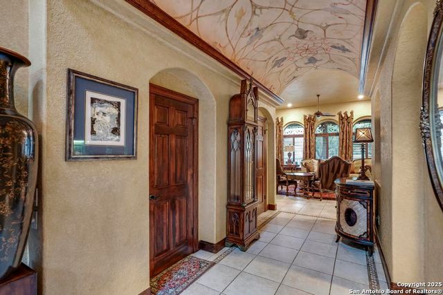 7 E Park Mountain, San Antonio, TX 78255