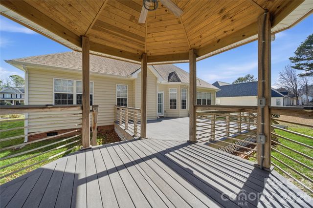 1378 The Crossing Drive, Rock Hill, SC 29732