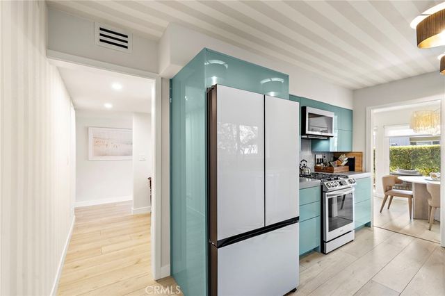 21703 Ocean Vista 101-A, Laguna Beach, CA 92651
