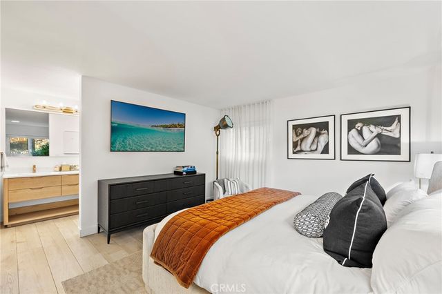 21703 Ocean Vista 101-A, Laguna Beach, CA 92651