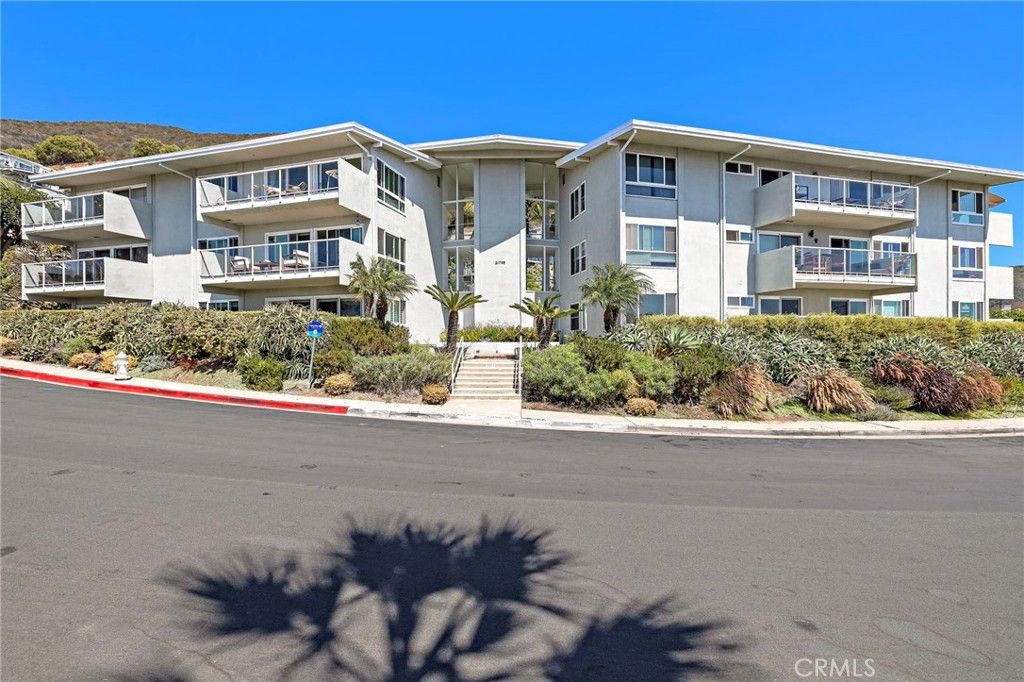 21703 Ocean Vista 101-A, Laguna Beach, CA 92651