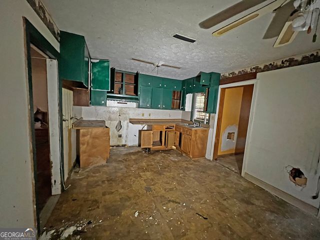 4256 Lindsey Drive, Decatur, GA 30035