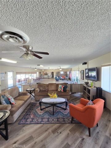 840 E Foothill blvd East 38, Azusa, CA 91702