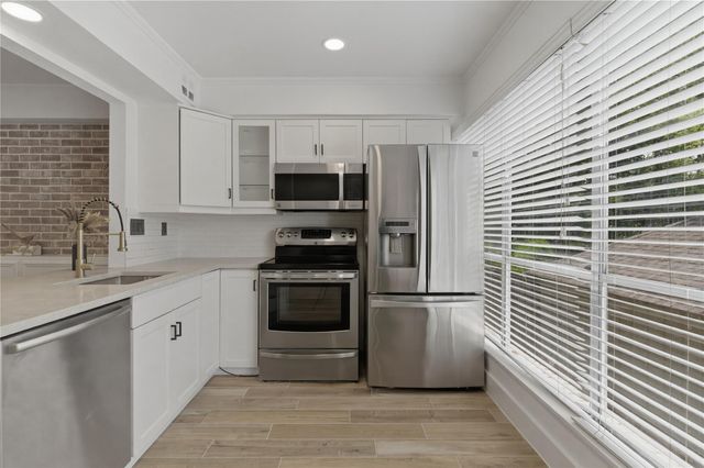 811 Lovett Boulevard 21, Houston, TX 77006
