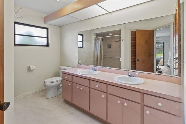 7006 41ST AVENUE E, Bradenton, FL 34208