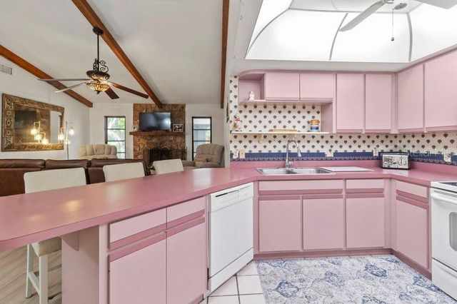 7006 41ST AVENUE E, Bradenton, FL 34208