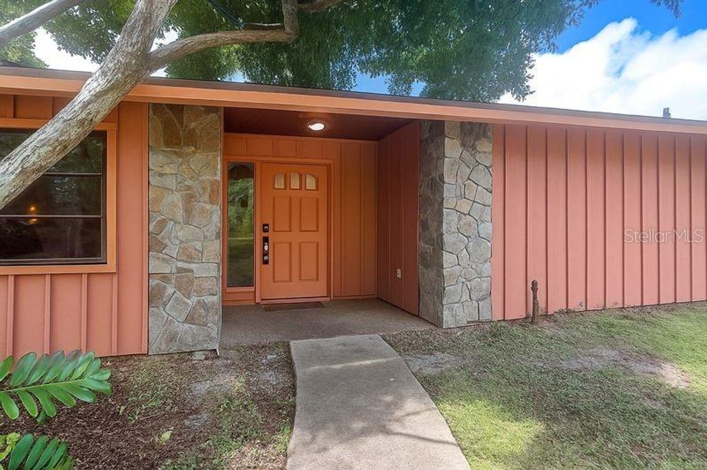 7006 41ST AVENUE E, Bradenton, FL 34208