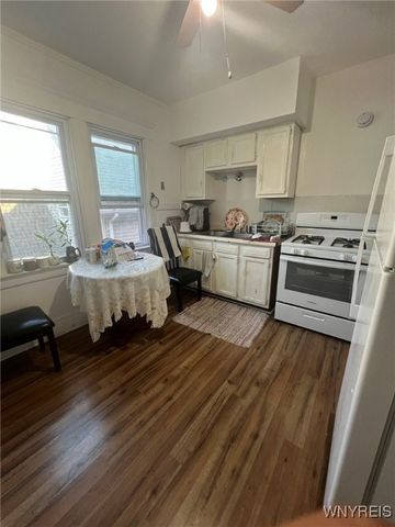 28 Briggs Avenue, Buffalo, NY 14207