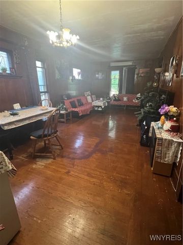 28 Briggs Avenue, Buffalo, NY 14207