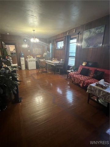 28 Briggs Avenue, Buffalo, NY 14207