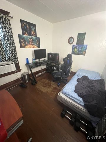 28 Briggs Avenue, Buffalo, NY 14207