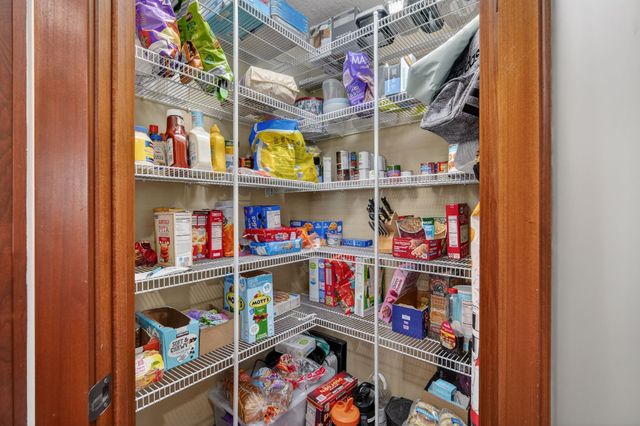 4819 147th Street, Urbandale, IA 50323