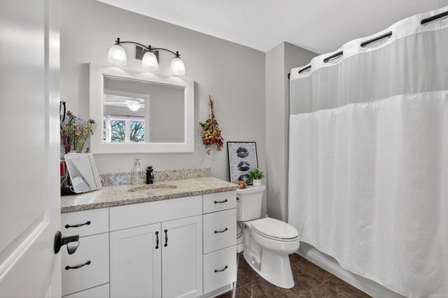 4819 147th Street, Urbandale, IA 50323