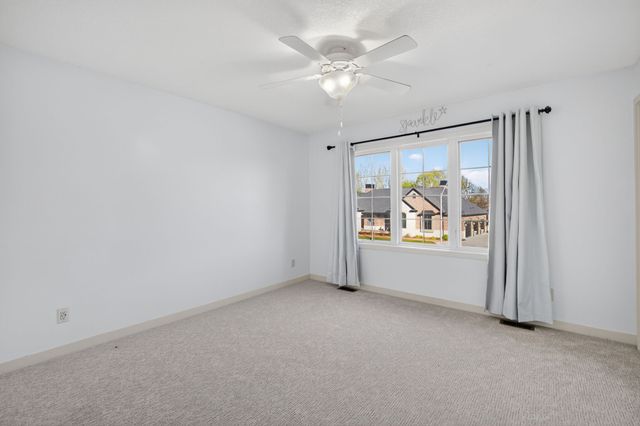 4819 147th Street, Urbandale, IA 50323