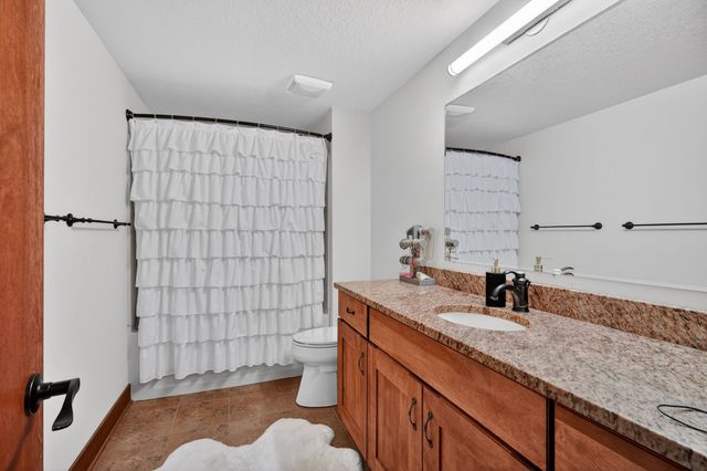 4819 147th Street, Urbandale, IA 50323