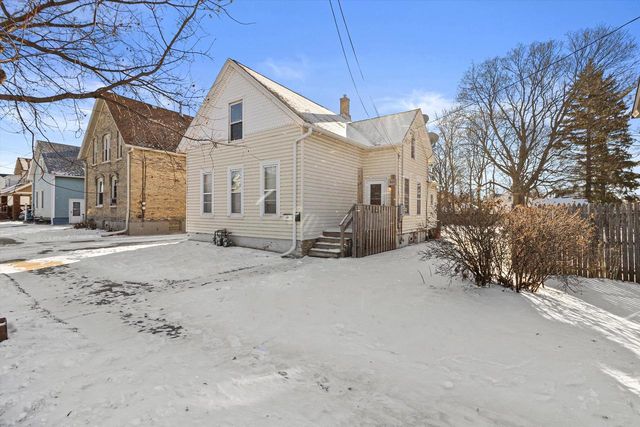 823 Yout STREET, Racine, WI 53402