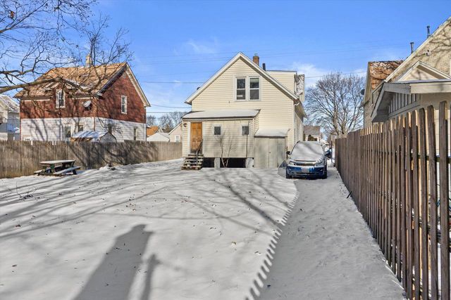 823 Yout STREET, Racine, WI 53402