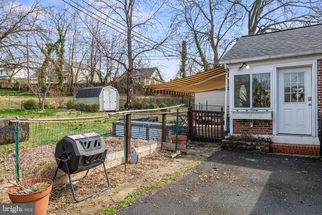 4416 FULLERTON AVE, Nottingham, MD 21236