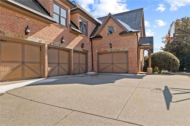 2613 Northern Oak Drive, Braselton, GA 30517