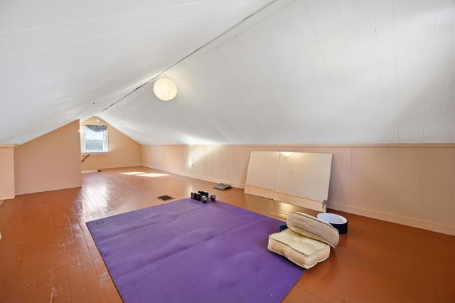 109 5th Avenue W, West Fargo, ND 58078