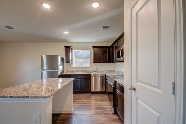 6202 N Wayside Drive, Houston, TX 77028