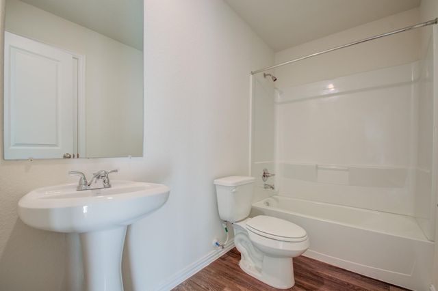 6202 N Wayside Drive, Houston, TX 77028