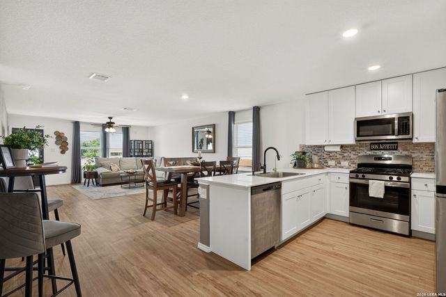 5933 COMPANION LOOP, Bulverde, TX 78163