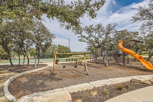 5933 COMPANION LOOP, Bulverde, TX 78163