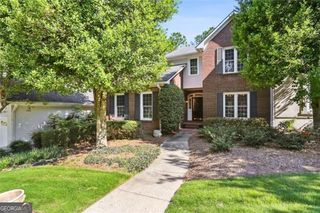 5684 River Oaks Place NW, Atlanta, GA 30327