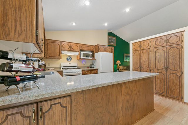 6241 141st Avenue NE, Columbus, MN 55025
