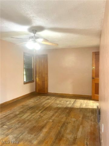 1860 Glenridge Road, Euclid, OH 44117