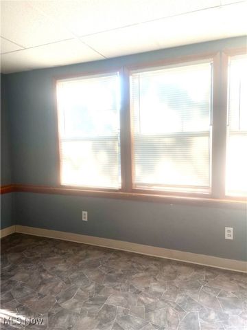 1860 Glenridge Road, Euclid, OH 44117