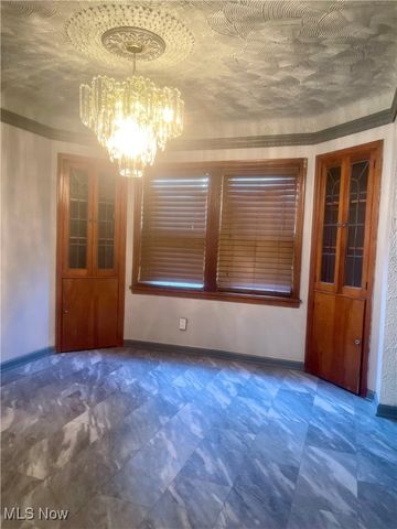 1860 Glenridge Road, Euclid, OH 44117