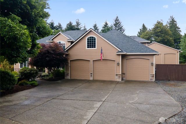 15827 33rd Avenue Ct E, Tacoma, WA 98446