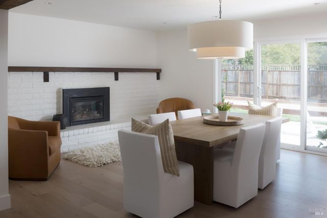 345 Francisco Dr, Sonoma, CA 95476