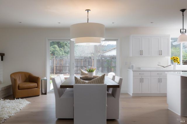 345 Francisco Dr, Sonoma, CA 95476