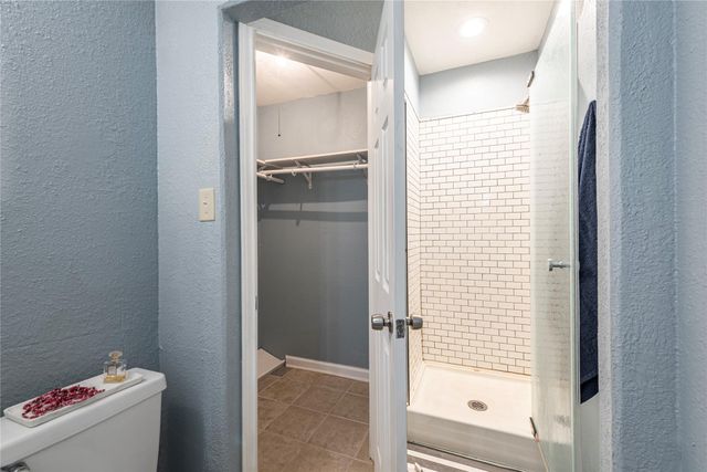 622 N 13th Street, La Porte, TX 77571