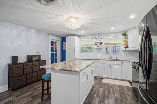 5727 11TH STREET E, Bradenton, FL 34203
