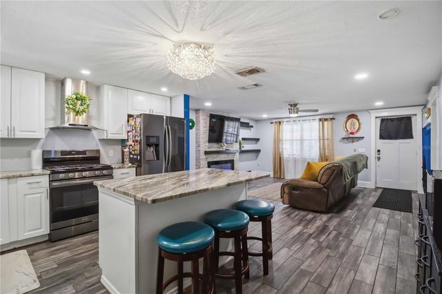 5727 11TH STREET E, Bradenton, FL 34203