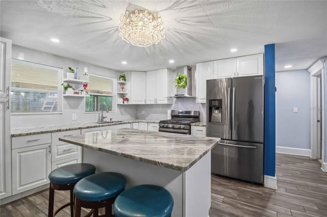 5727 11TH STREET E, Bradenton, FL 34203